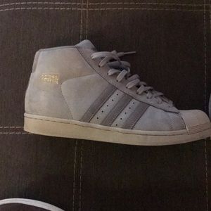 High Top Adidas Superstar